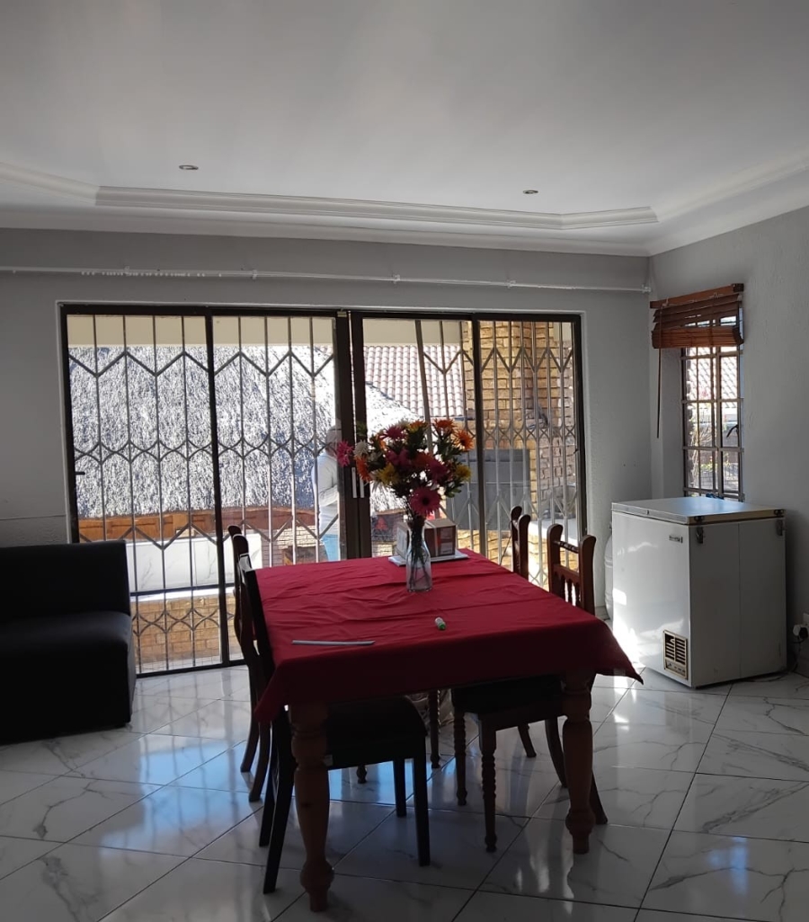 4 Bedroom Property for Sale in Safari Gardens North West